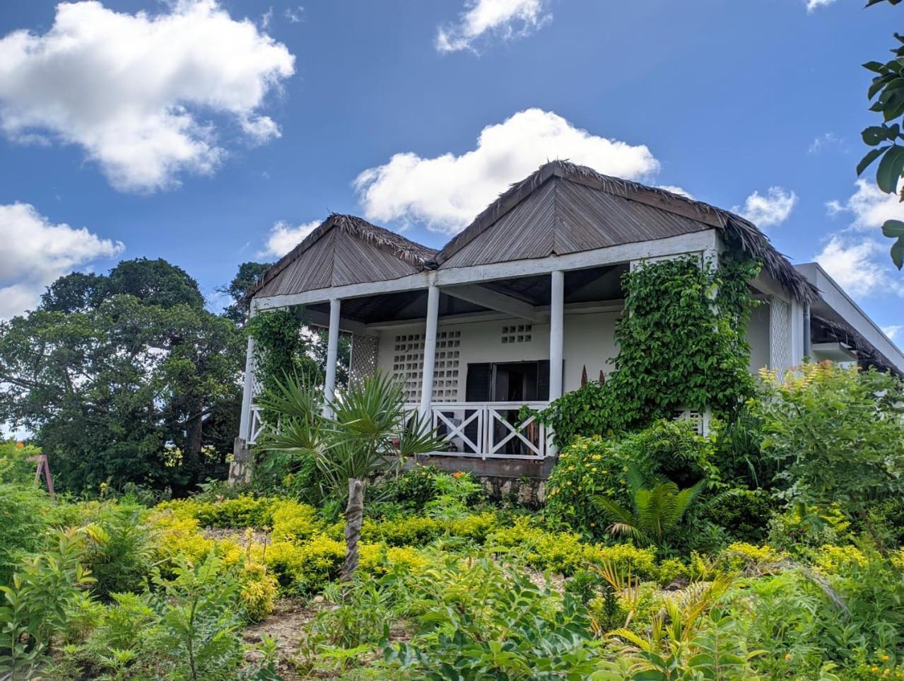 La Maison D'Hote De La Foret Retrouvee Mahajanga Exterior foto